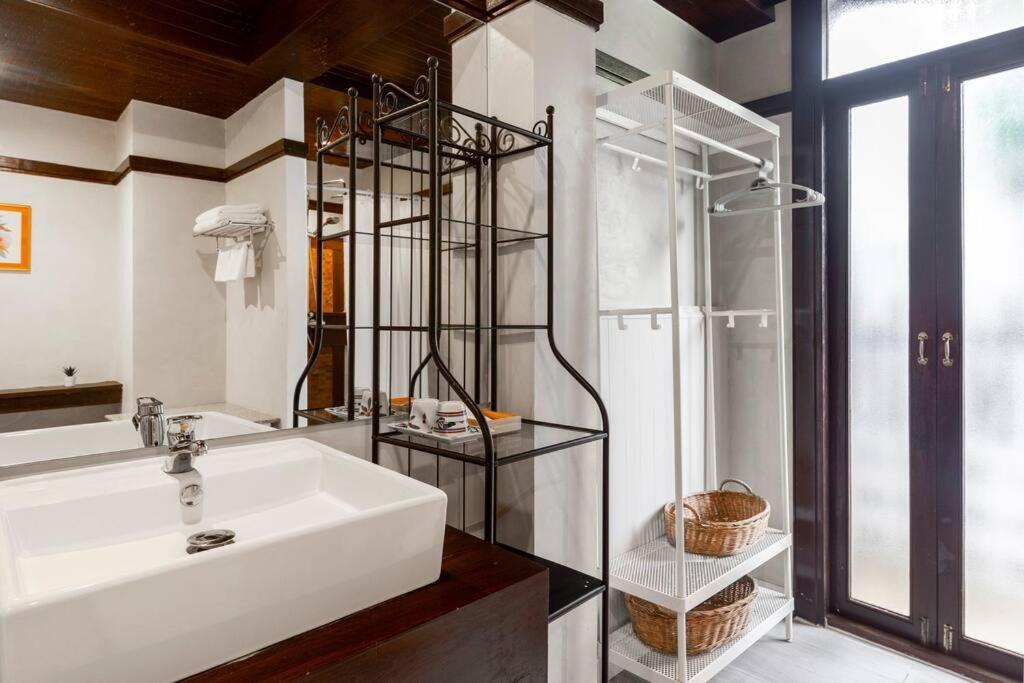 Sclass Villa & Swimming Pool , 10 Min From Airport Chiang Mai Esterno foto